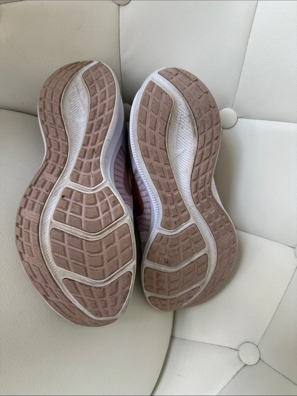 Nike Downshifter 11 Pink Blush Sneakers Mesh Lightweight for Road Running Sz 6.5 - Picture 8 of 14